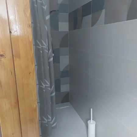 Apartment Apartmaji Vitez Apartma 2 *