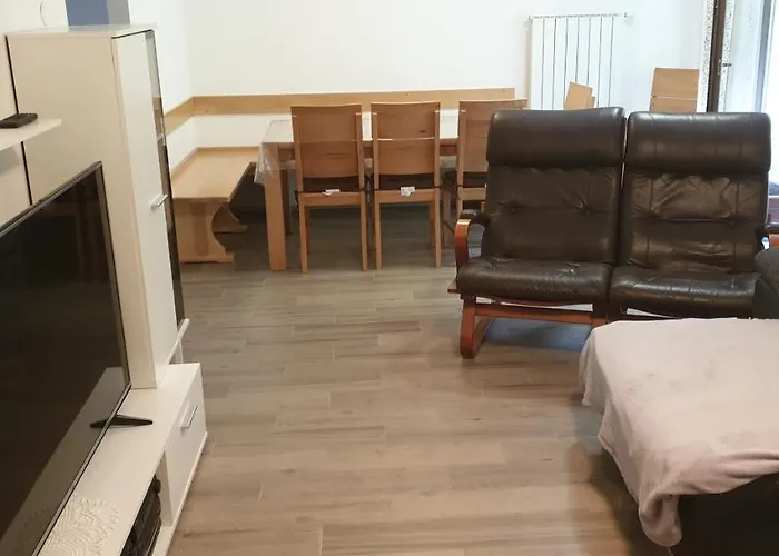 דירה Apartmaji Vitez Apartma 2 בובק